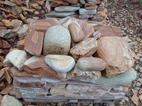 Златолит жёлтый, жёлто-зелёный глыбки и валуны для ланшафтного дизайна купить в Горно-Алтайске