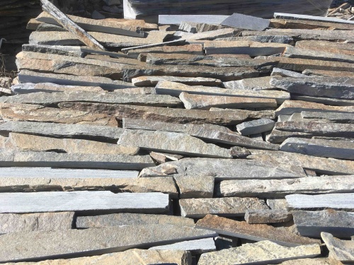 Горбушка златолит мультиколор для облицовки купить в Горно-Алтайске