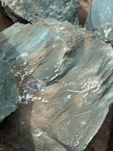 Ландшафтные глыбы зелёные 200-500 килограмм купить в Горно-Алтайске