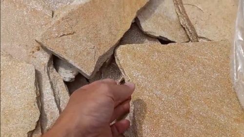 Плитняк златолит жёлтый золотистый для фасада 1,5-3см купить в Горно-Алтайске