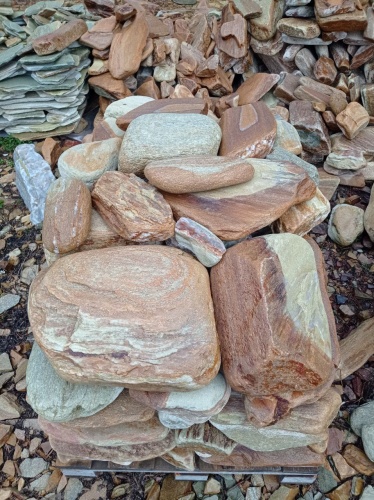 Златолит жёлтый, жёлто-зелёный глыбки и валуны для ланшафтного дизайна купить в Горно-Алтайске