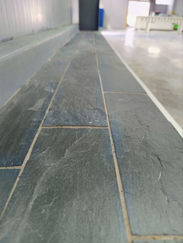 Плитка чёрная из натурального камня фасадная 30 см * 5 см, толщина 7 мм -30 мм купить в Горно-Алтайске