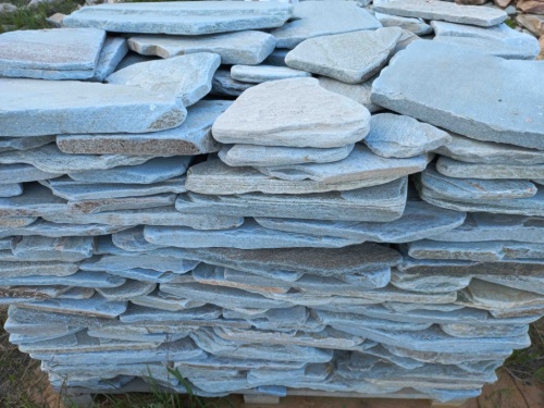 Плитняк златолит зелёный галтованный для цоколя купить в Горно-Алтайске